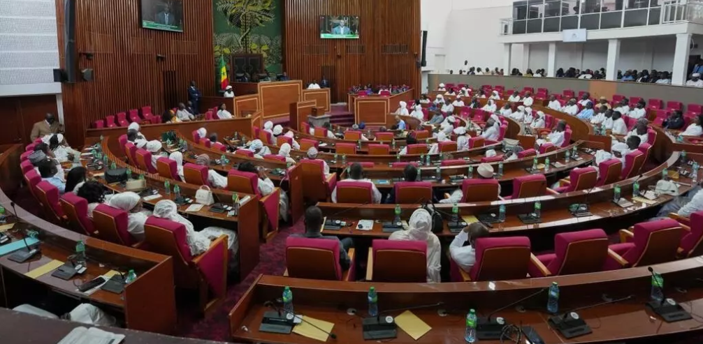 Sénégal: le Conseil constitutionnel invalide la proposition de loi sur l’encadrement des fonds spéciaux