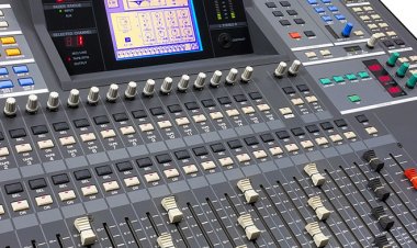 Djoma, Espace : mais qu’est-ce qui se passe ?