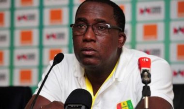 Urgent : Lappé Bangoura limogé à la tête du Syli national !