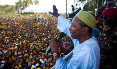 Boubacar Sow :  »D’ici la fin de l’année, Alpha Condé fera face à ses dix ans de turpitude politique »