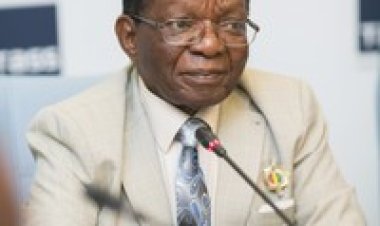 Politique : Alpha Condé confie une nouvelle tâche à Claude kory kondiano !
