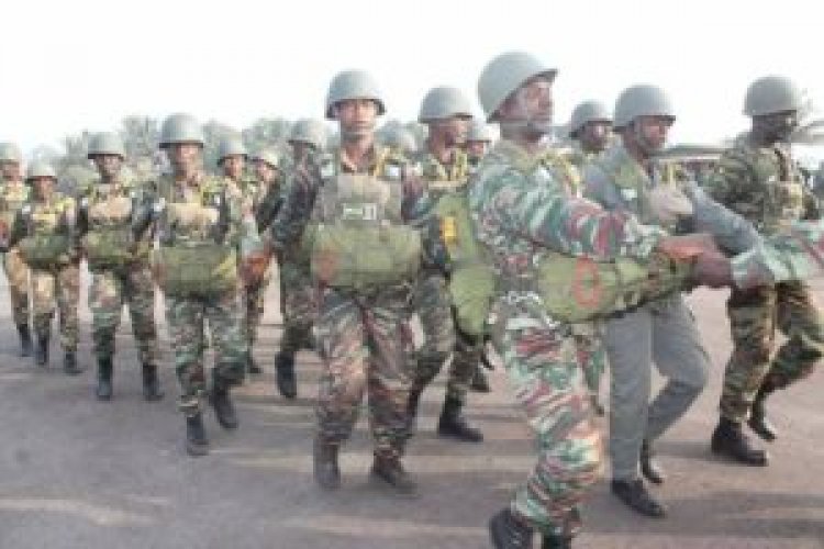 Défense : 23 ans après, la campagne de saut des parachutistes guinéens lancée en Guinée !