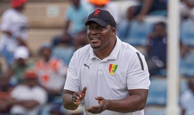 France vs. Guinée : Kaba Diawara Dévoile le Onze de Départ pour le Match Crucial des Jeux Olympiques