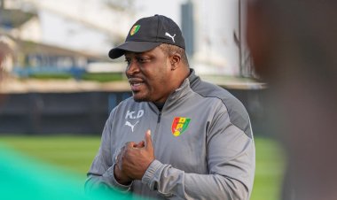 Kaba Diawara limogé, Michel Dussuyer le remplace à la tête du Syli National