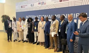 Forum des BRICS à Moscou : Le président de la délégation spéciale de Lola échange avec les partenaires russes