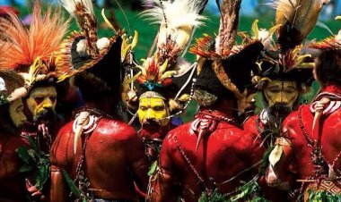 Les villageois de Papouasie-Nouvelle-Guinée célèbrent leur première messe en 20 ans