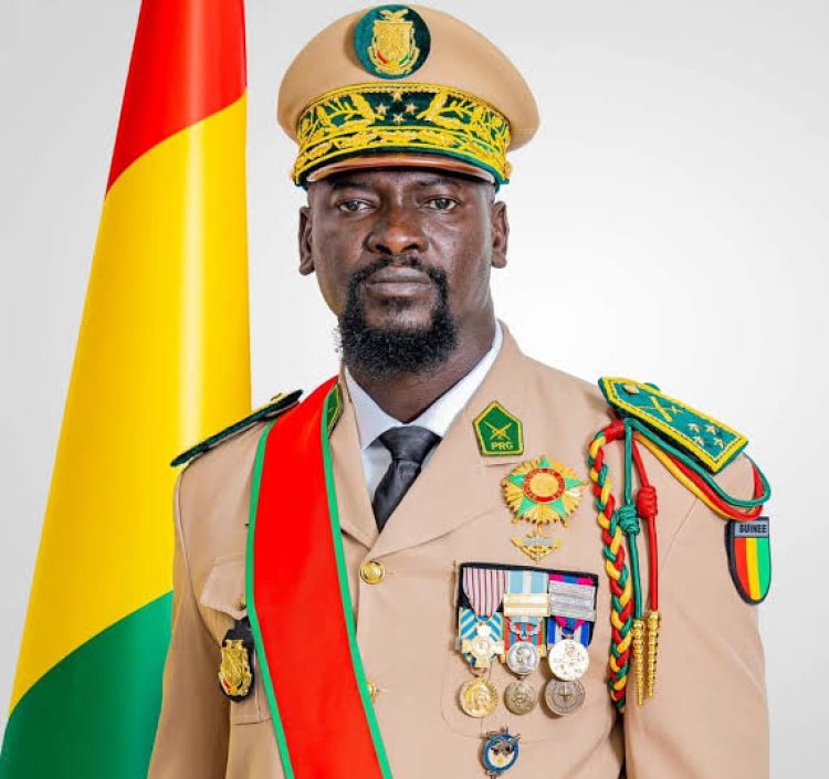 La “Croix de guerre” décernée à des officiers pour leur bravoure