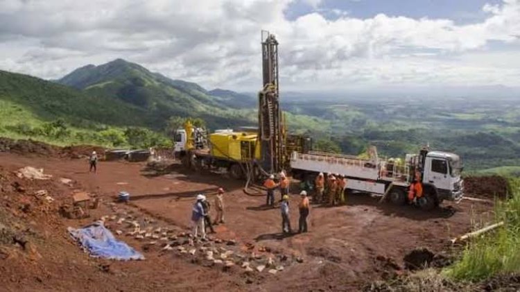 La Guinée prévoit un fonds souverain alimenté par les revenus du minerai de fer