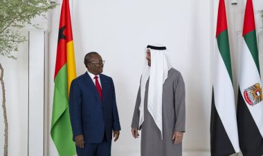 Le président des Émirats Arabes Unis accueille son homologue de Guinée-Bissau à Abou Dhabi