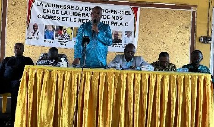 Marc Yombouno Remet en Question la Gestion de la Transition en Guinée