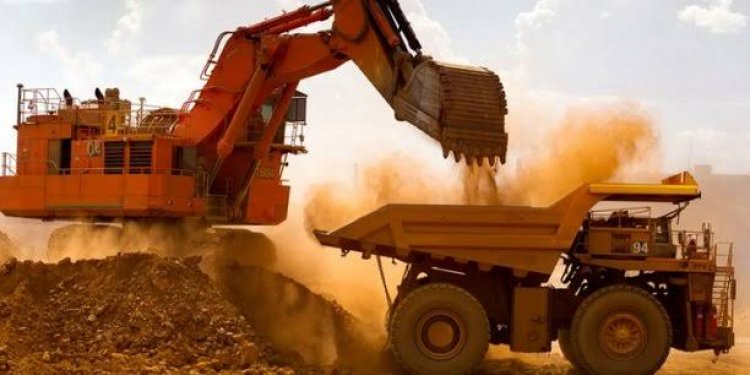 Guinée : Plus de 100 permis miniers annulés, principalement dans le secteur de l’or