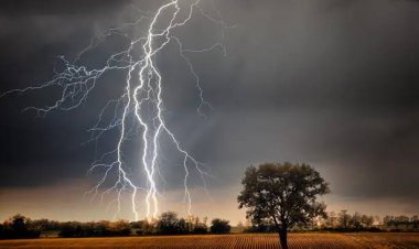 Foudre à Bissikrima : Trois femmes tuées alors qu'elles s'abritaient de la pluie