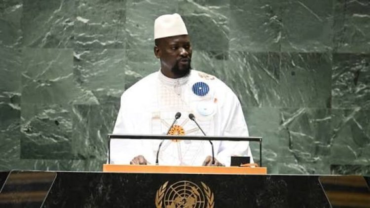 Doumbouya nomme les membres de l’ONASUR à quelques jours du référendum