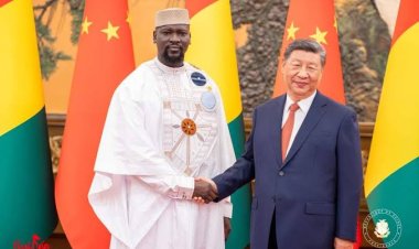 4 octobre 1959 : la Guinée établit ses premières relations diplomatiques avec la Chine