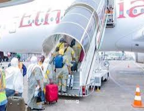 Après une escroquerie, 416 pèlerins guinéens attendent encore leur départ pour le Hajj 2026