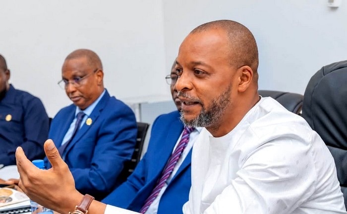 Aboubacar Camara lors de la présentation du projet de loi de finances rectificative consacré à l’Environnement devant l’Assemblée nationale