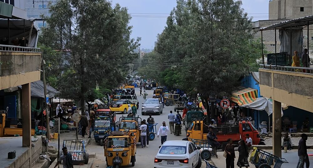 Des participants réunis à Addis-Abeba pour célébrer la fête d’Irreecha en Éthiopie