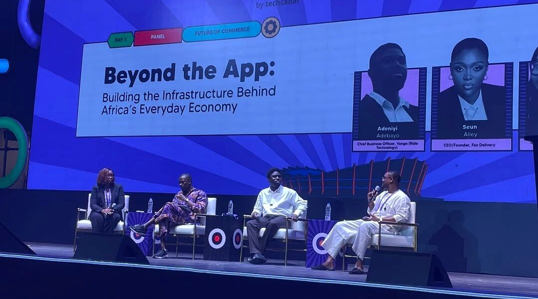 Discussion sur les infrastructures nécessaires au développement des entreprises numériques africaines lors d’un panel