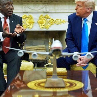 L’ambassadeur sud-africain Meyer appelle à un dialogue direct avec les États-Unis