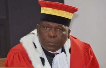 Illustration de l’affaire judiciaire visant Mohamed Lamine Bangoura devant la CRIEF