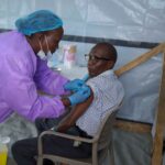 Des professionnels de santé participant à la réponse contre Ebola à Bunia, en République démocratique du Congo