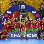 La sélection marocaine de futsal célèbre son titre africain à Rabat
