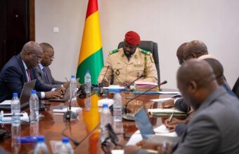 Le président guinéen Mamadi Doumbouya