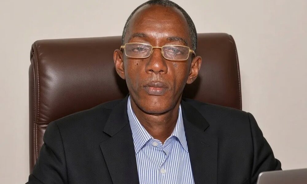 Oumar Kateb Yacine, journaliste et analyste géopolitique guinéen