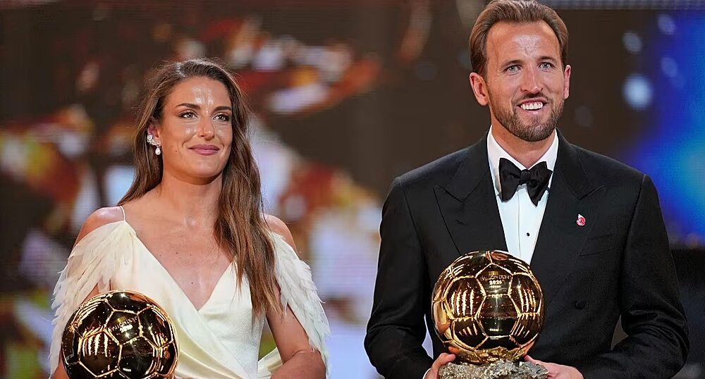 Harry Kane, lauréat du Ballon d’Or masculin lors de la cérémonie organisée à Londres