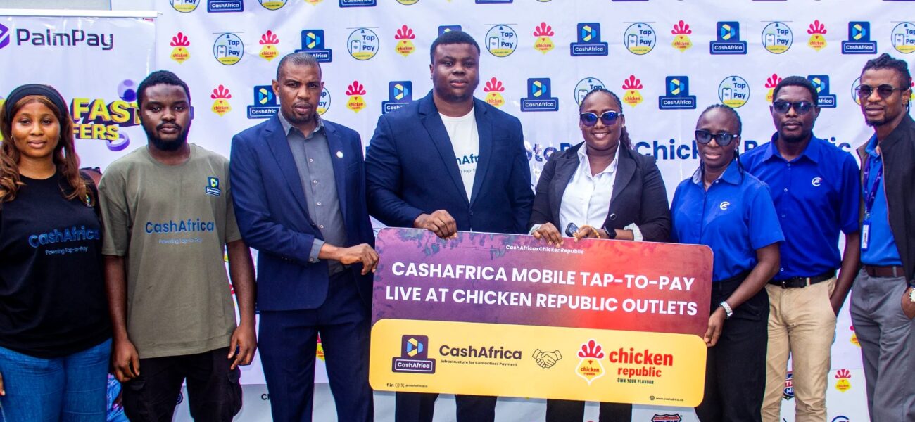 Paiement mobile sans contact dans un restaurant Chicken Republic au Nigeria