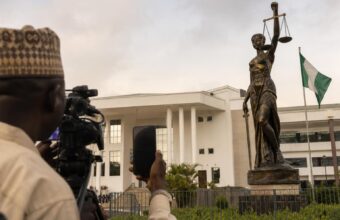 Illustration d’une procédure judiciaire concernant l’accès à TikTok au Nigeria