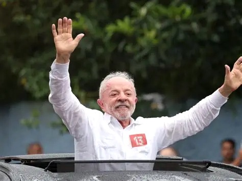Lula et Jair Bolsonaro, principaux candidats du deuxième tour de l’élection présidentielle au Brésil