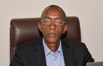 Oumar Kateb Yacine, journaliste et analyste géopolitique guinéen