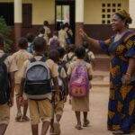 Élèves dans une salle de classe lors de la rentrée scolaire en Guinée