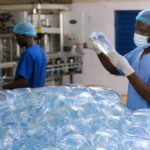 Sachets utilisés pour le conditionnement des eaux minérales en Guinée