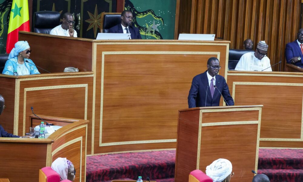 Débat sur la dette publique et la souveraineté économique du Sénégal