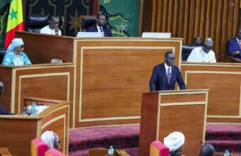 Débat sur la dette publique et la souveraineté économique du Sénégal