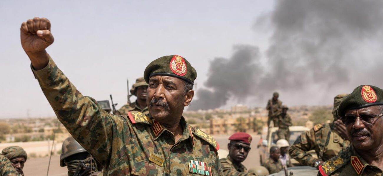 Abdel Fattah al-Burhan, chef de l’armée soudanaise, lors d’une prise de parole publique