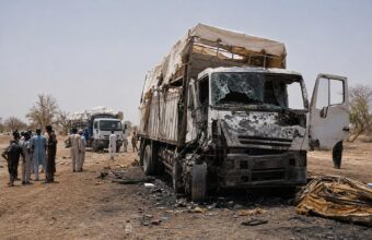 Convoi de camions humanitaires acheminant de l’aide alimentaire au Soudan