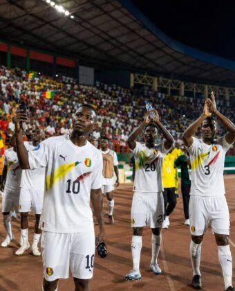 Le Syli national de Guinée au stade du 28-Septembre à Conakry lors de son match contre le Kenya