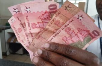 Billets du Zimbabwe Gold et dollar américain dans le contexte de la dédollarisation au Zimbabwe